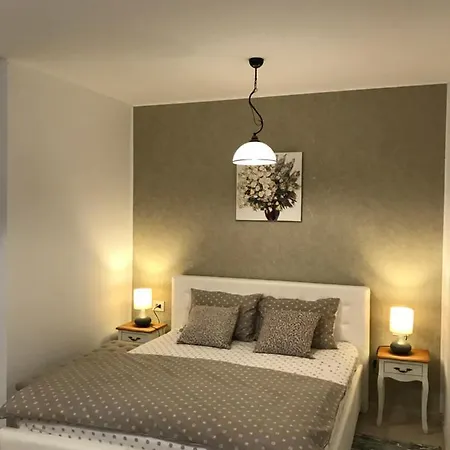 Apartment White Season Brasov