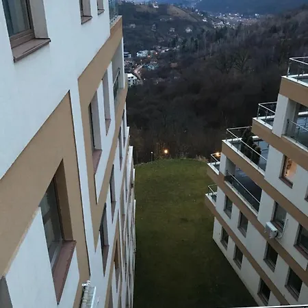Apartment White Season
