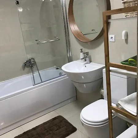 White Season Apartment